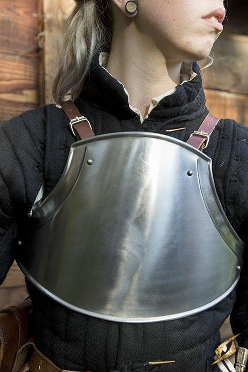 Coraza medieval de Escudero, acabado pulido