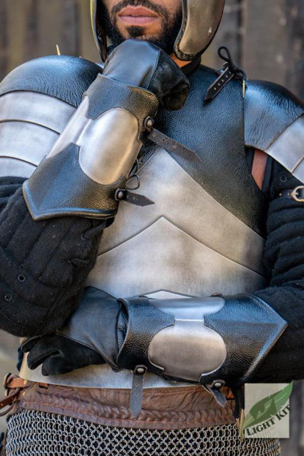 Brazaletes medievales de los Guardaespaldas, Epic Armoury