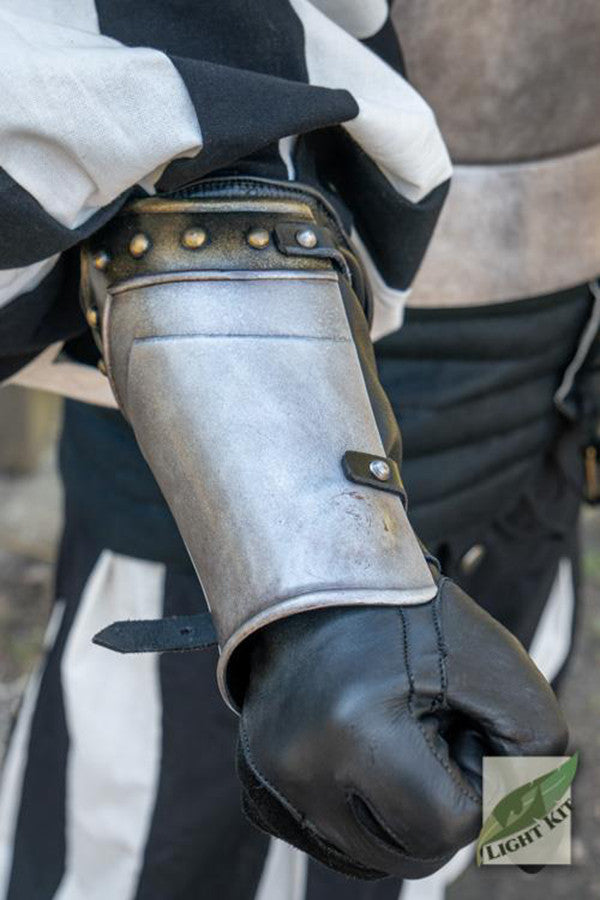 Brazaletes de Rey para LARP, Epic Armoury