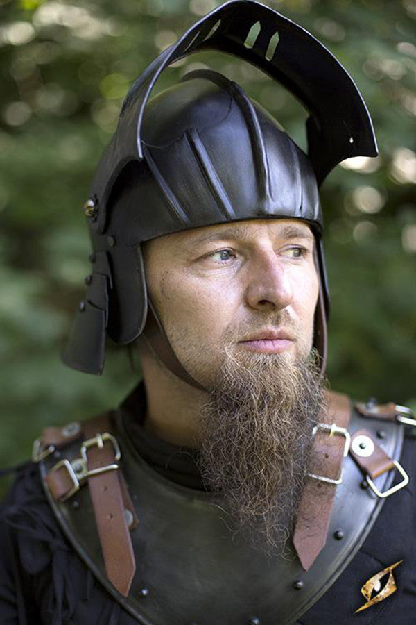 Casco Sallet con visera, Oscuro épico