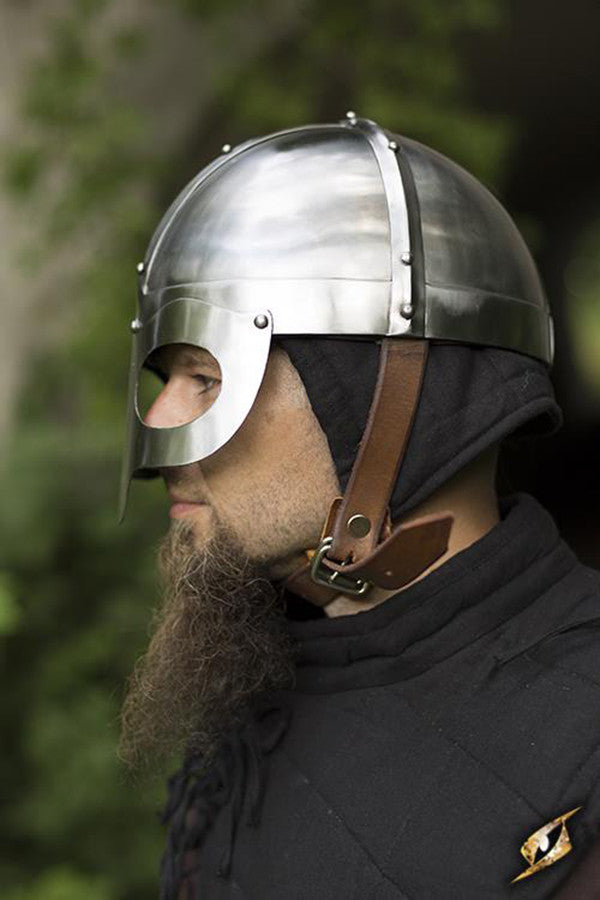 Casco vikingo con antifaz, acabado pulido