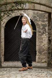 Pantalones pirata anchos modelo Eckart, color negro