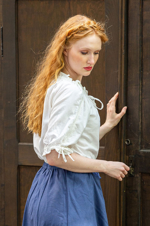Blusa medieval blanca lazos