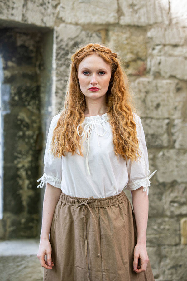 Blusa medieval blanca lazos