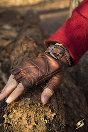 Guantes Celtas de cuero marrón, cierre hebilla