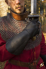 Guantes medievales del Halcón, cuero negro