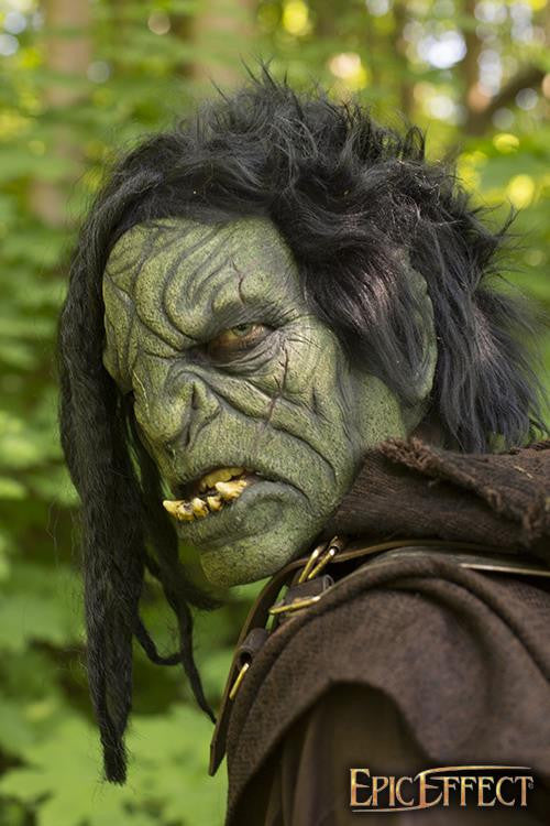 Máscara Orco Bruto verde con pelo