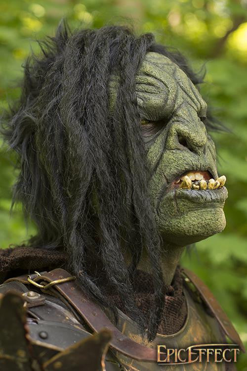 Máscara Orco Bruto verde con pelo
