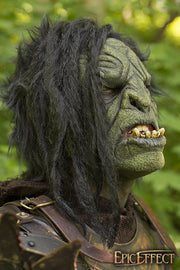 Máscara Orco Bruto verde con pelo