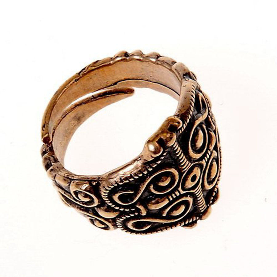 Anillo vikingo modelo Celtoi periodo La Tene