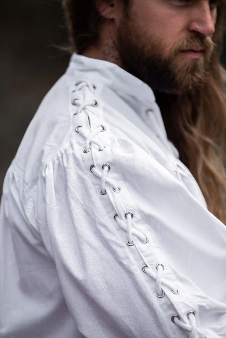 Camisa medieval Adrián con cordones, blanca o negra