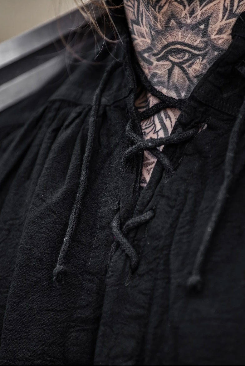 Camisa medieval negra con lazos