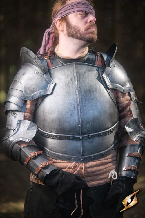 Peto en acero oscuro serie Capitán, Epic Armoury