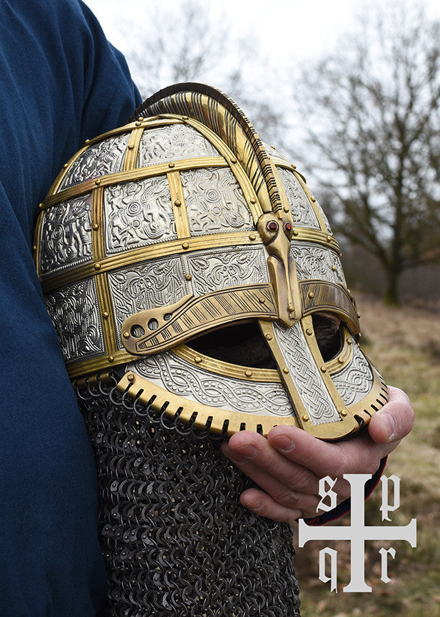 Casco vikingo decorado Valsgärde, Suecia S. VII