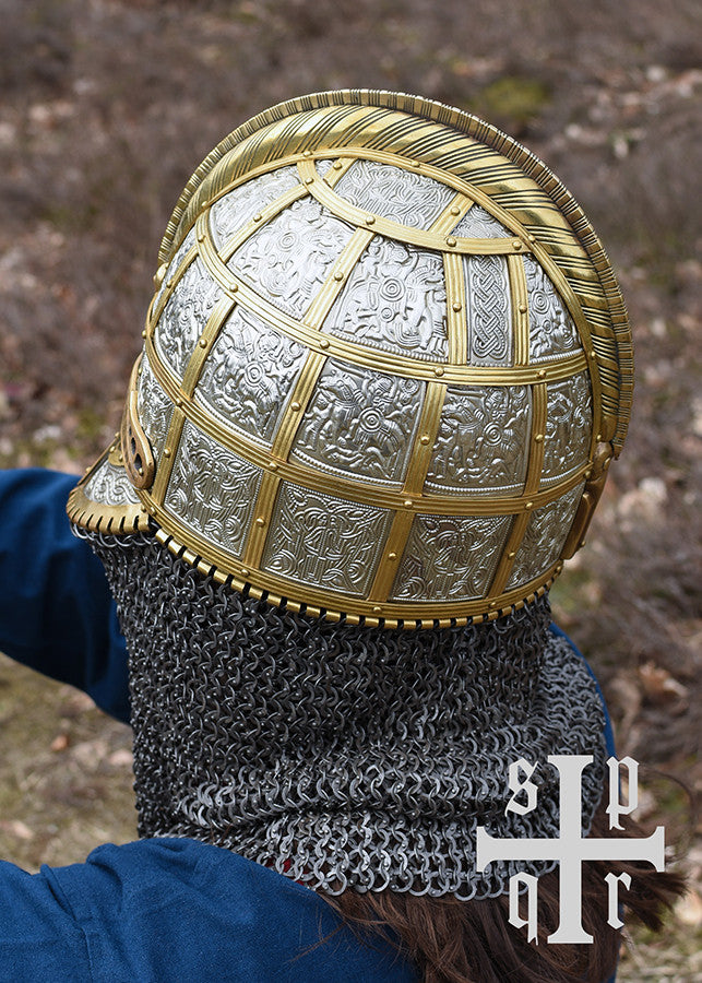 Casco vikingo decorado Valsgärde, Suecia S. VII