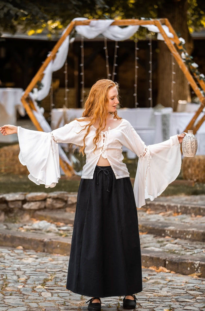 Blusa medieval de bruja modelo Carmen, color blanco