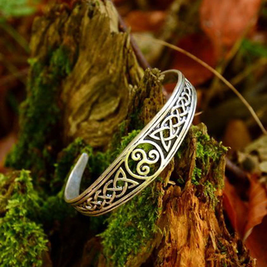 Brazalete Celta con nudo y Trisquel