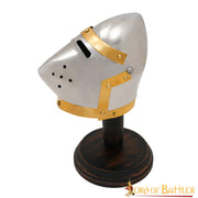 Mini casco bacinete Pig Face, con stand