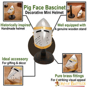 Mini casco bacinete Pig Face, con stand