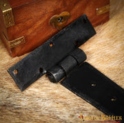 Bisagra de puerta medieval forjada en hierro
