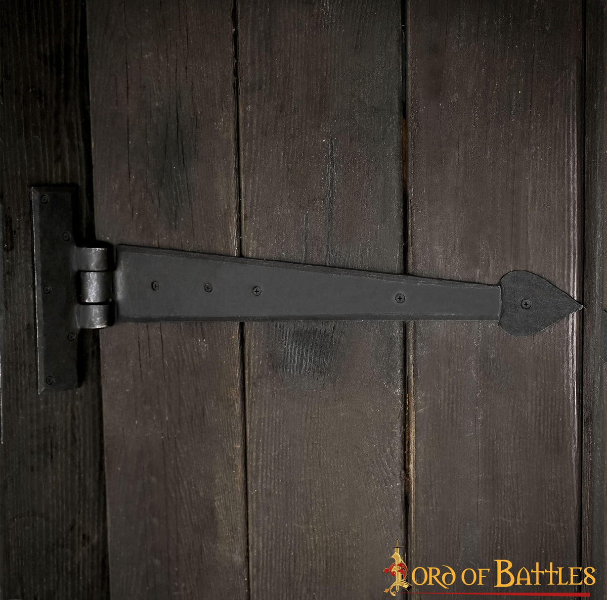 Bisagra de puerta medieval forjada en hierro