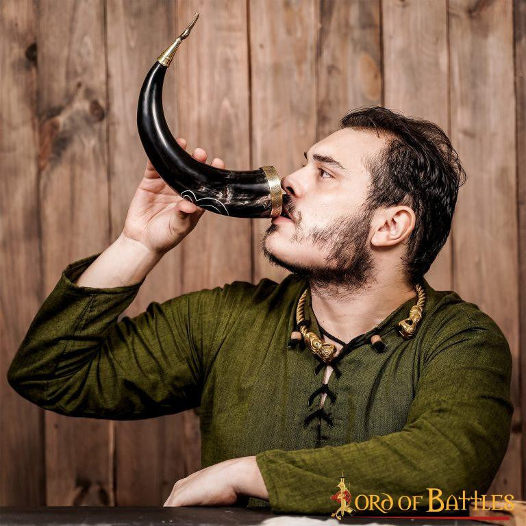 Cuerno vikingo para beber modelo Cruz Troll