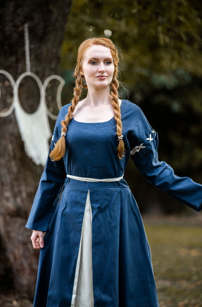 Vestido medieval azul-blanco modelo Larina
