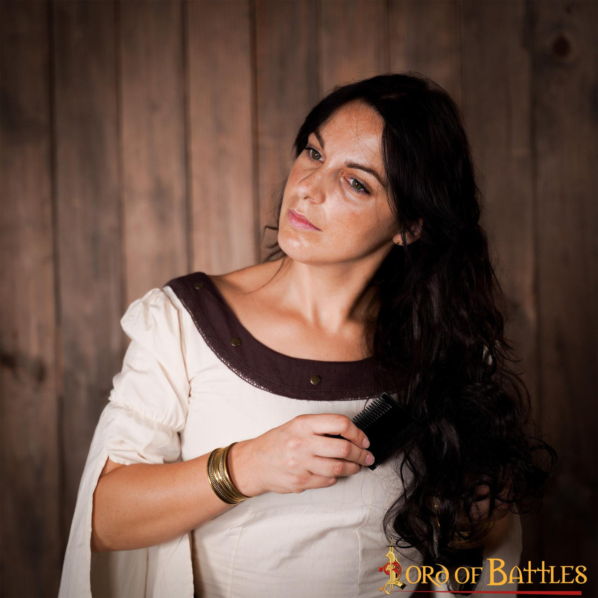 Peine medieval para mujer en cuerno de buey