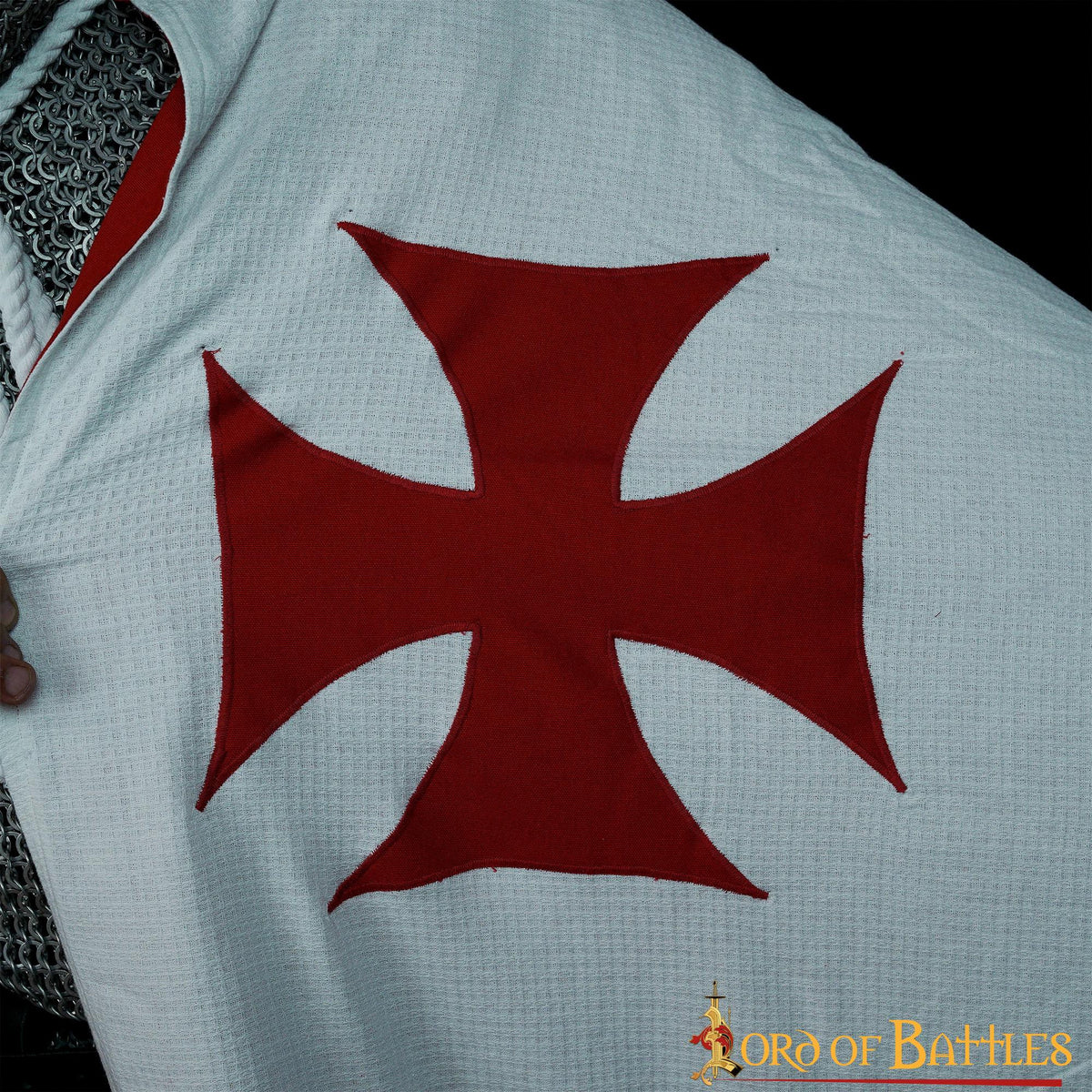 Capa de los caballeros templarios con capucha