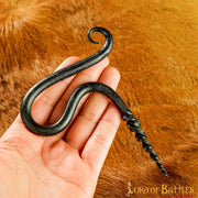 Sacacorchos medieval forjado a mano (10,2x8,9 cm.)