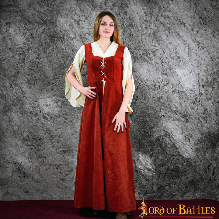 Brial medieval mujer Izani
