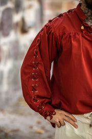 Camisa medieval Adrián con cordones, color rojo
