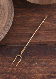 Tenedor romano de dos puntas en latón (13,5 cm.)