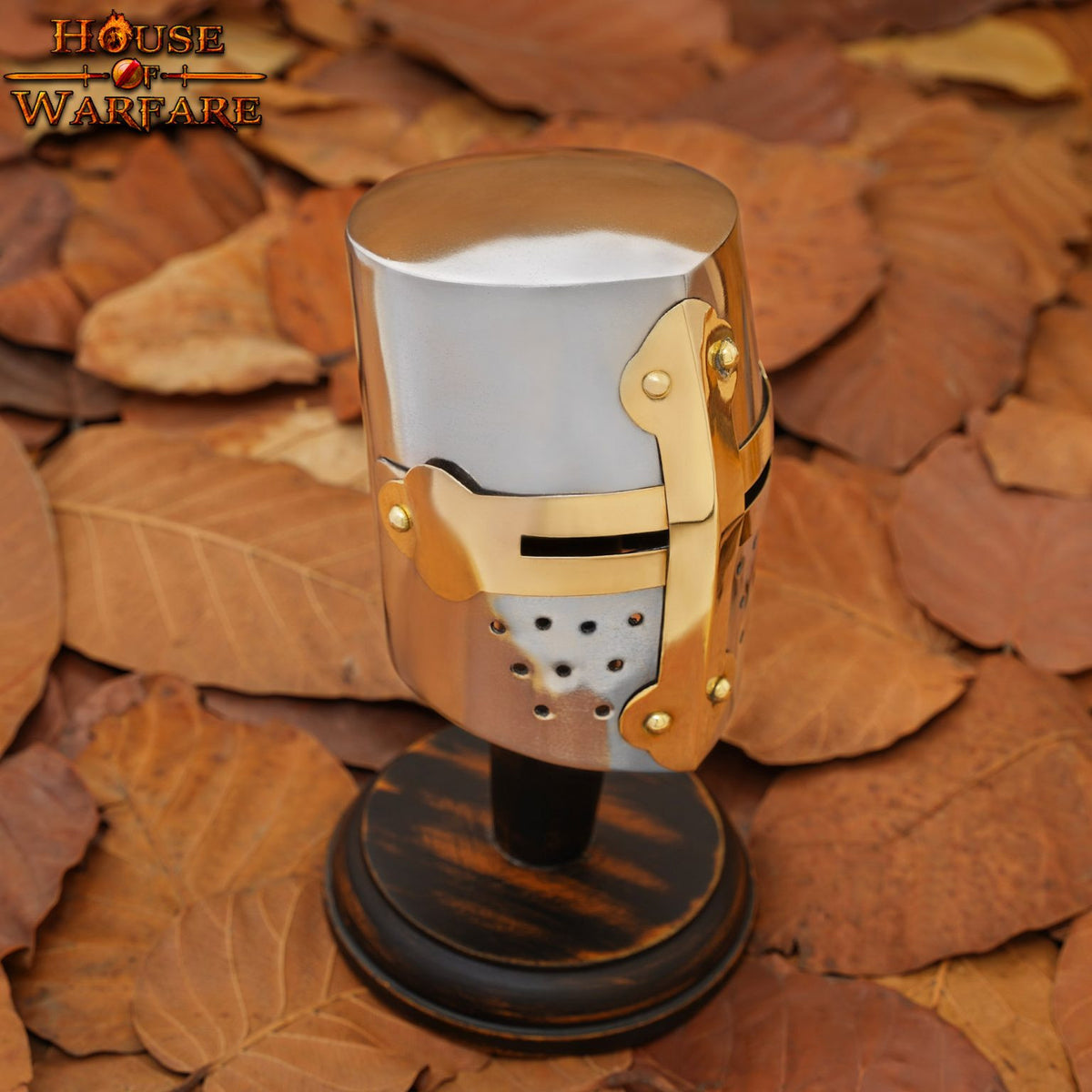 Mini Yelmo Medieval de los Cruzados con soporte de madera