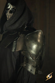 Conjunto de gorjal y hombreras modelo Undead