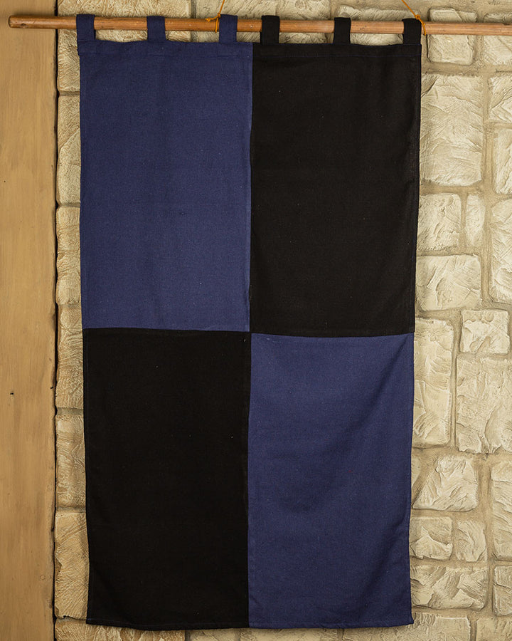 Estandarte cuartelado algodón pesado 160 x 75 cm. (negro-azul)