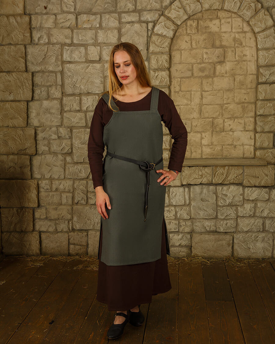 Delantal de campesina modelo Esther, color verde oliva