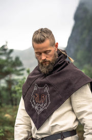 Gugel vikingo marrón cabeza lobo modelo Haldan