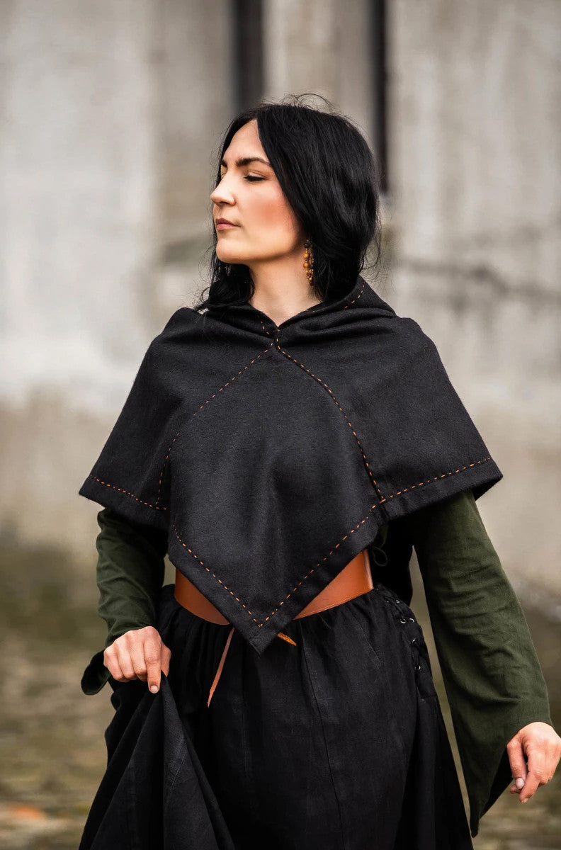 Gugel vikingo modelo Halfdan, color negro