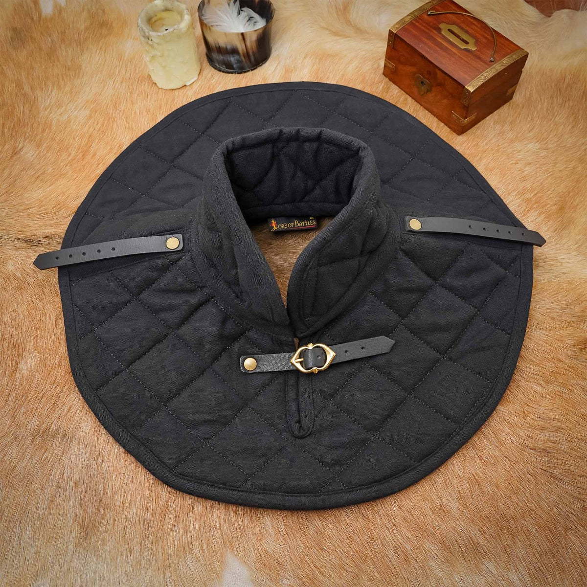 Gorjal medieval negro acolchado cuello alto en algodón