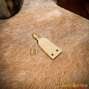 Cierre de cinturón medieval en latón con remaches (5,8 x 2 cm.)