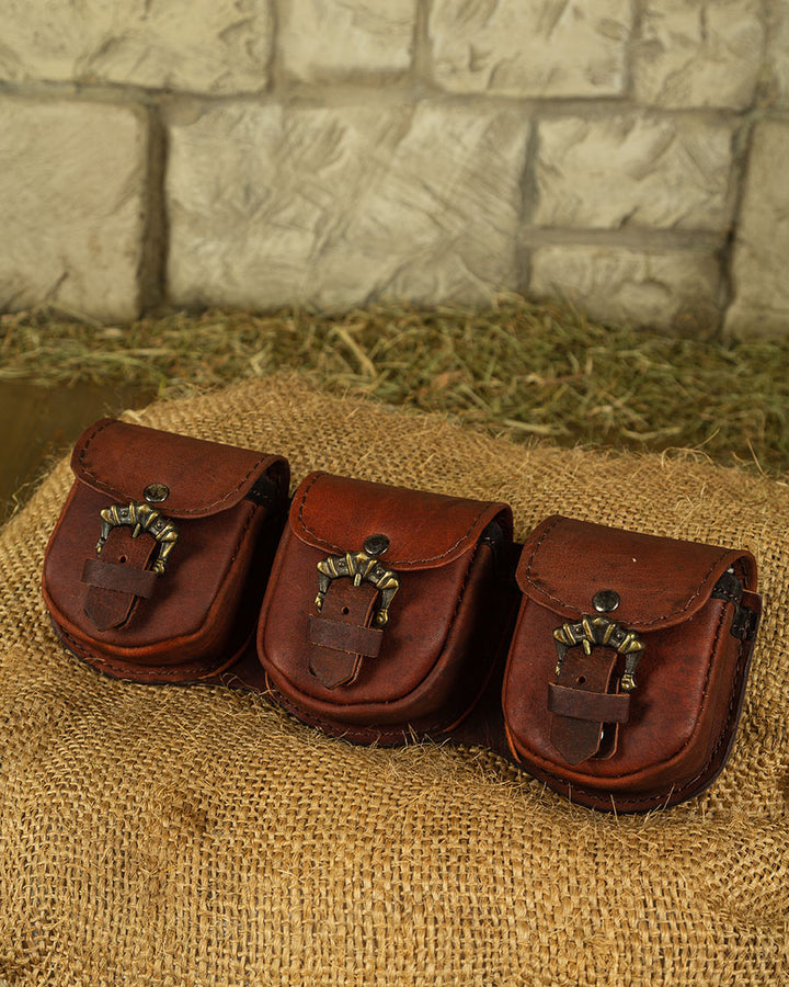 Set 3 bolsos medievales León para cinturón en marrón
