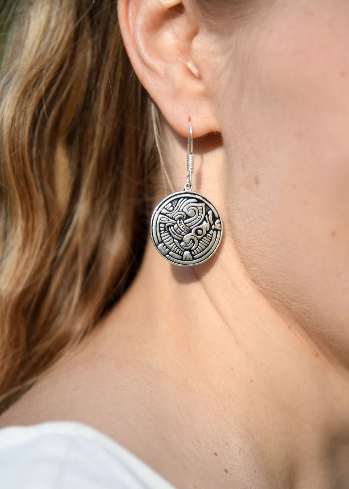 Pendientes vikingos en latón plateado