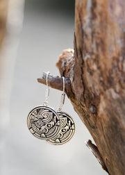 Pendientes vikingos en latón plateado