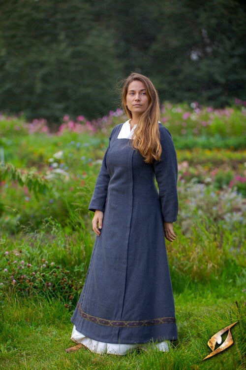 Vestido Escandinavo Época Vikinga, modelo Estrid (gris oscuro)