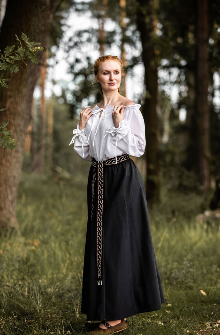 Falda medieval modelo Diana, negro