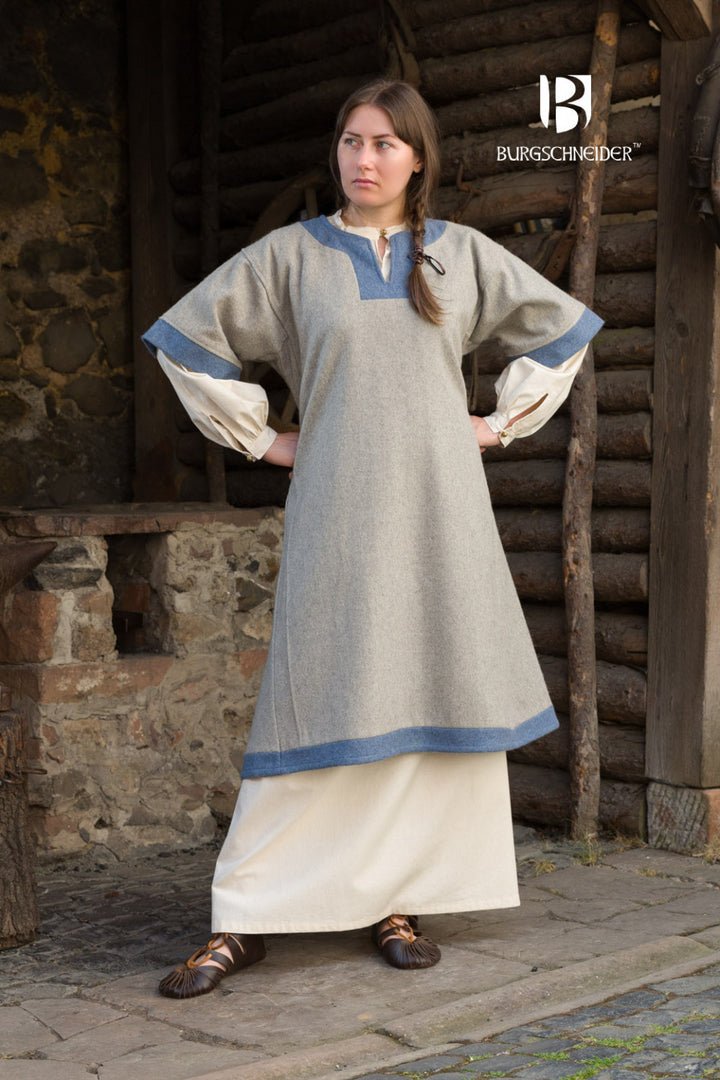 Vestido medieval modelo Rus Luiza, Azul claro-Gris