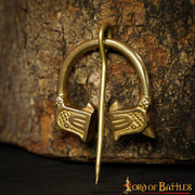 Fíbula vikinga latón diseño lobos (4,5 cm.)
