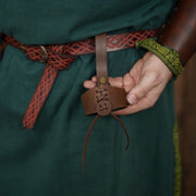Cuerno vikingo para beber con tahalí de cuero