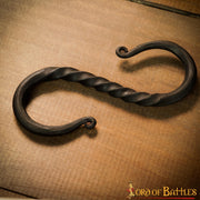 Gancho medieval para colgar utensilios de cocina